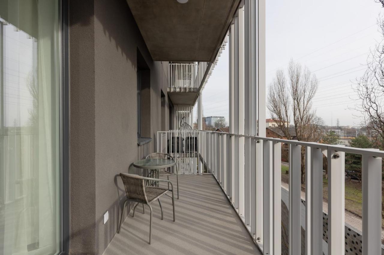 ורשה Stacja Wola Apartments With Parking By Noclegi Renters מראה חיצוני תמונה