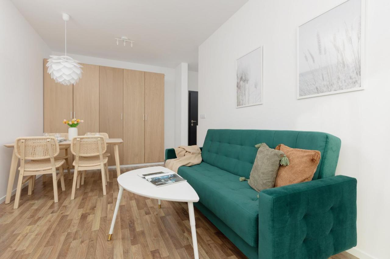 ורשה Stacja Wola Apartments With Parking By Noclegi Renters מראה חיצוני תמונה