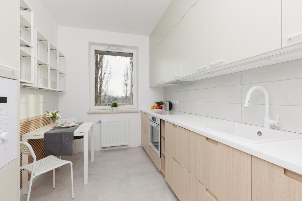 ורשה Stacja Wola Apartments With Parking By Noclegi Renters מראה חיצוני תמונה