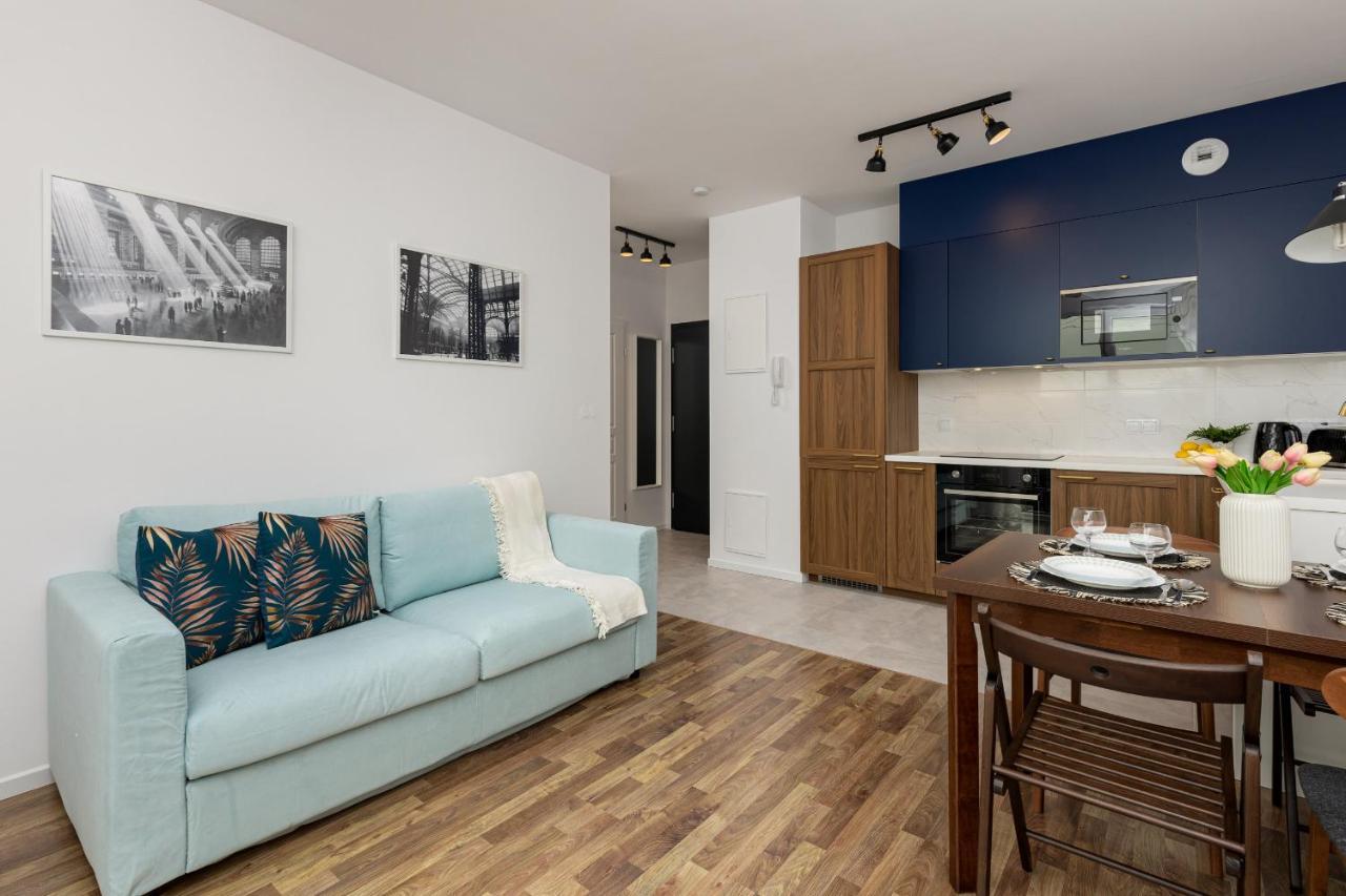 ורשה Stacja Wola Apartments With Parking By Noclegi Renters מראה חיצוני תמונה