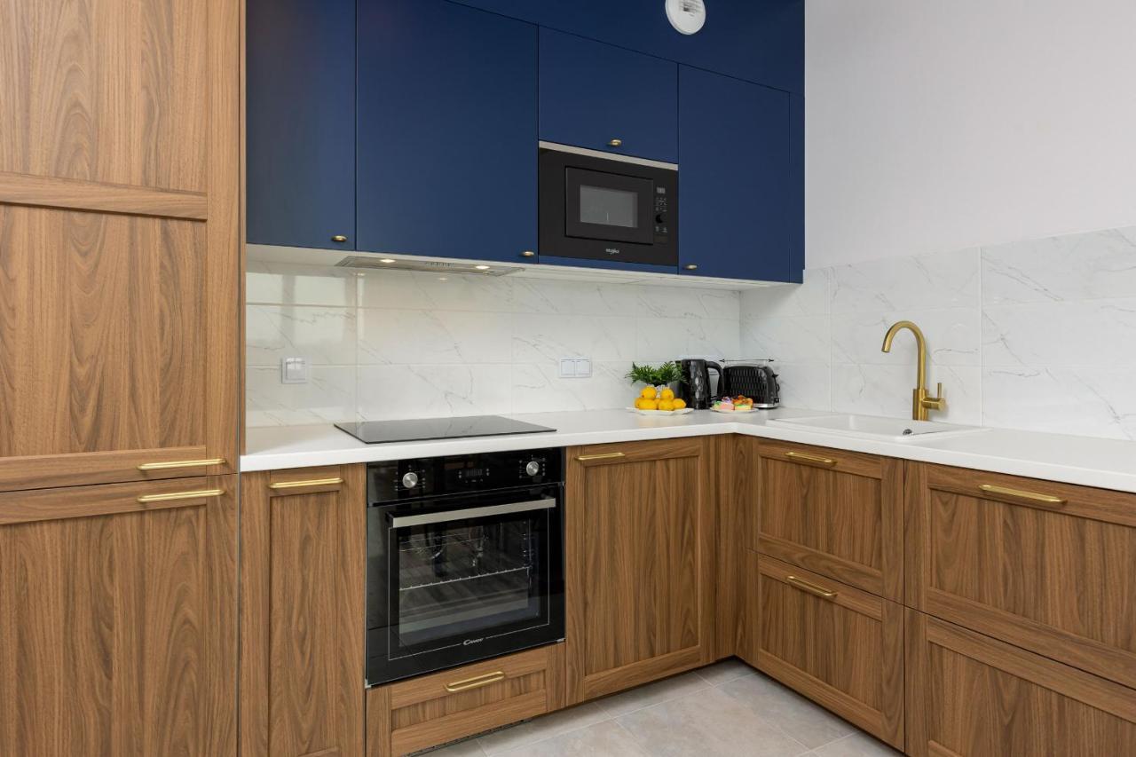 ורשה Stacja Wola Apartments With Parking By Noclegi Renters מראה חיצוני תמונה