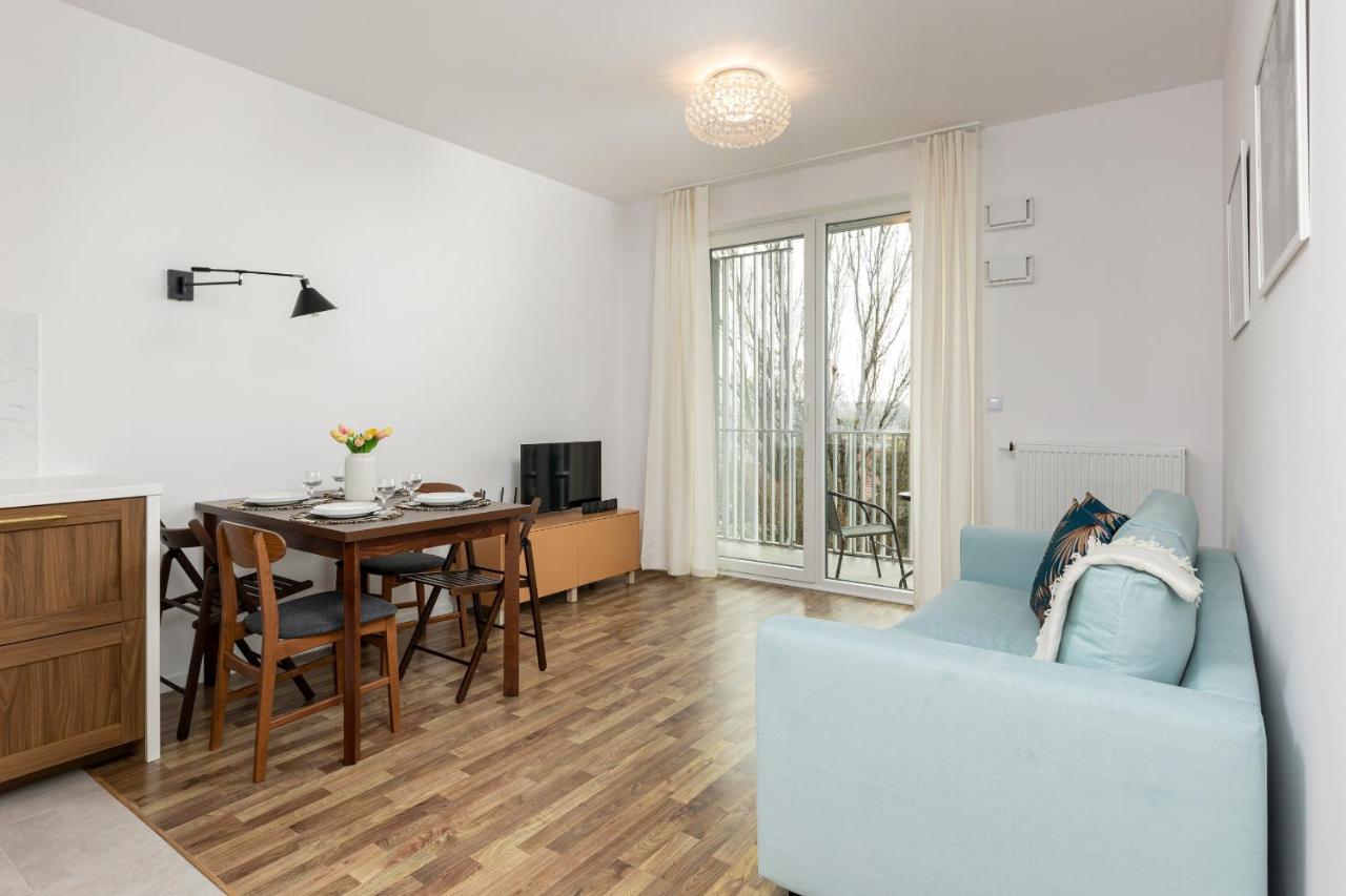 ורשה Stacja Wola Apartments With Parking By Noclegi Renters מראה חיצוני תמונה